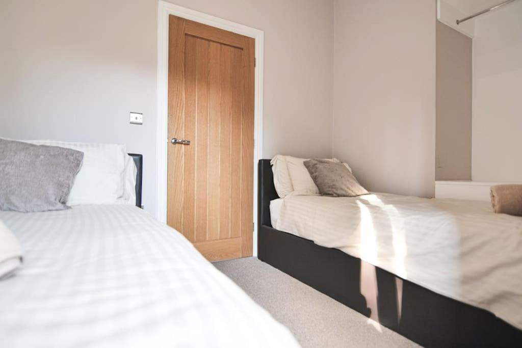 Hoxne Cottages - Sunflower Cottage With Private Hot Tub York Exteriér fotografie