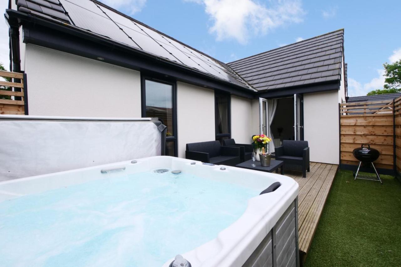 Hoxne Cottages - Sunflower Cottage With Private Hot Tub York Exteriér fotografie